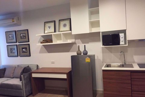Condominio de 1 dormitorio en Phaya Thai, Bangkok, Tailandia № 76861 - foto 2