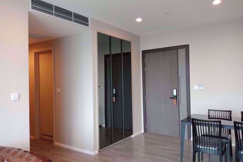 Condominio de 2 dormitorios en Bang Sue, Bangkok, Tailandia № 76864 - foto 4