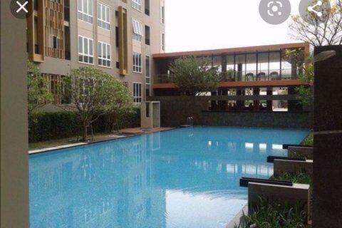 Condominio de 2 dormitorios en Chom Thong, Bangkok, Tailandia № 76959 - foto 10