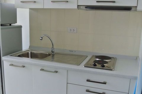 Condo à Huai Khwang, Bangkok, Thaïlande, 1 chambre № 76865 - photo 3