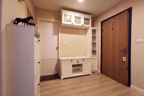 Condominio de 1 dormitorio en Khlong Toei, Bangkok, Tailandia № 76863 - foto 3