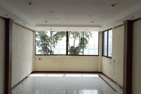 Local comercial 300 m2 en Pattaya, Tailandia № 124453 - foto 4