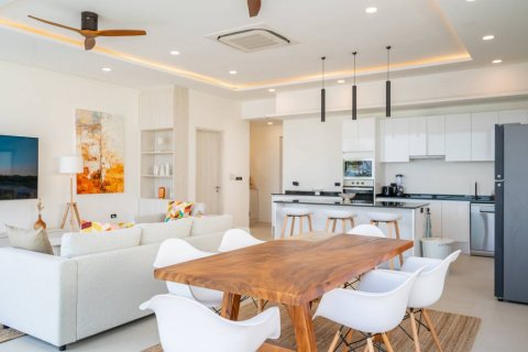 Chalet de 3 dormitorios en Surat Thani, Tailandia № 124450 - foto 8