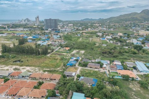 Land in Hua Hin, Thailand № 132705 - photo 8