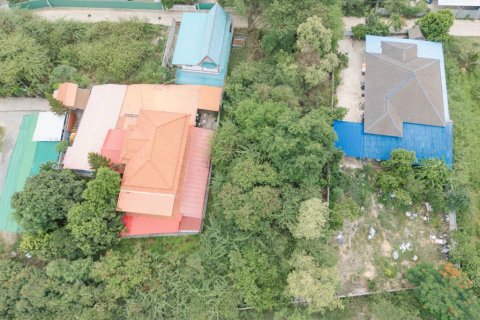 Land in Hua Hin, Thailand № 132705 - photo 3