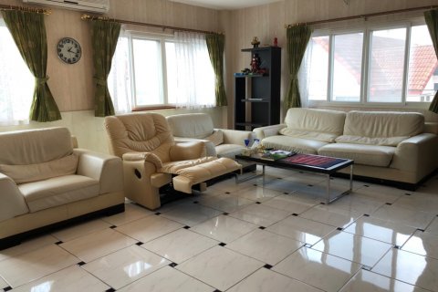 Casa de 11 dormitorios en Pattaya, Tailandia № 101316 - foto 3