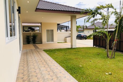 Chalet de 3 dormitorios en Jomtien Beach, Pattaya, Tailandia № 101314 - foto 8