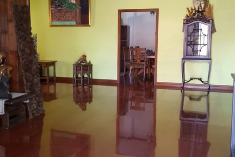 Chalet de 3 dormitorios en Pattaya, Tailandia № 101301 - foto 3