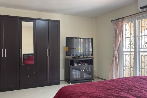Estudio en Pattaya, Tailandia № 100253 - foto 9