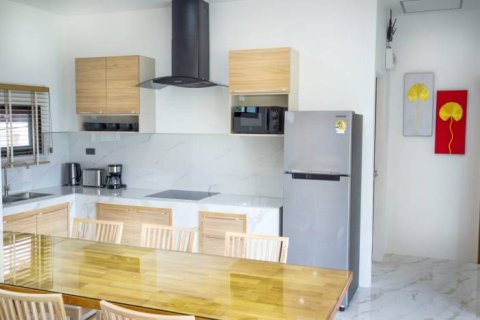Chalet de 3 dormitorios en Surat Thani, Tailandia № 144403 - foto 6