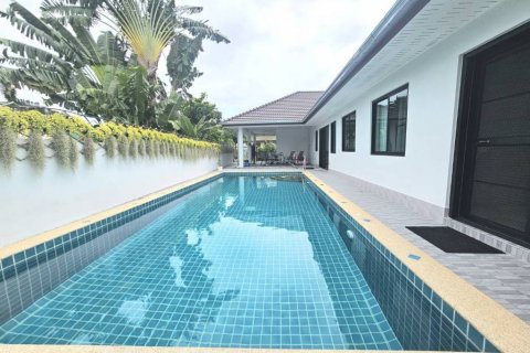 Casa de 5 dormitorios en Hua Hin, Tailandia № 144407 - foto 6