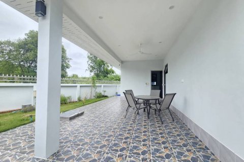 Casa de 5 dormitorios en Hua Hin, Tailandia № 144407 - foto 9