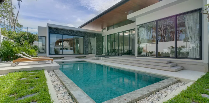 Chalet de 3 dormitorios en Phuket, Tailandia № 107254
