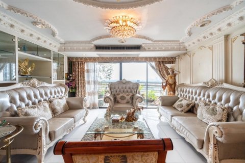 Eigentumswohnung in Bangkok, Thailand, 4 Schlafzimmer  № 81163 - Foto 2