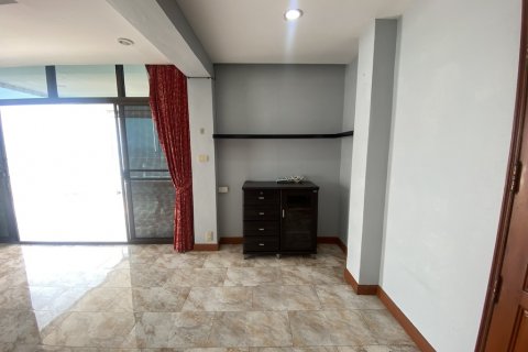 Apartment on Jomtien Beach, Pattaya, Thailand 1 bedroom № 101526 - photo 8