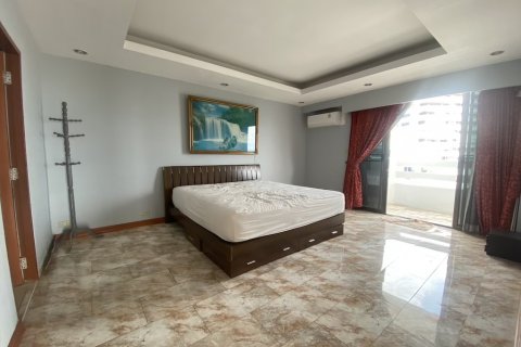 Apartment on Jomtien Beach, Pattaya, Thailand 1 bedroom № 101526 - photo 15