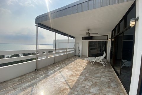 Apartment on Jomtien Beach, Pattaya, Thailand 1 bedroom № 101526 - photo 26