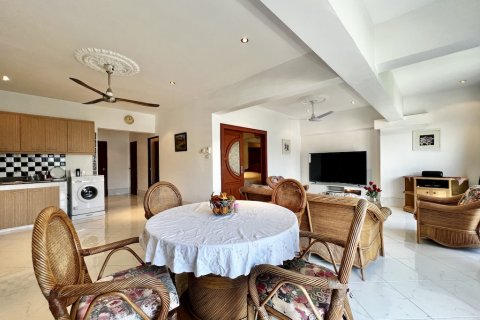 Apartamento de 1 dormitorio en Pattaya, Tailandia № 101525 - foto 3