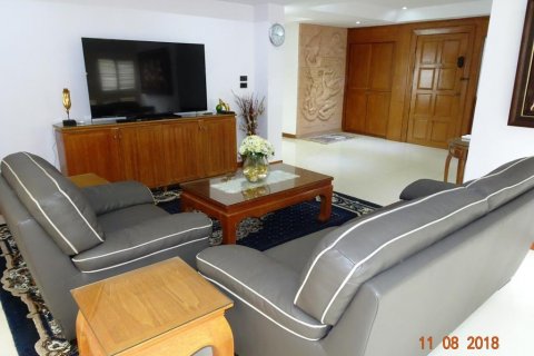 Apartamento de 2 dormitorios en Pattaya, Tailandia № 101524 - foto 6