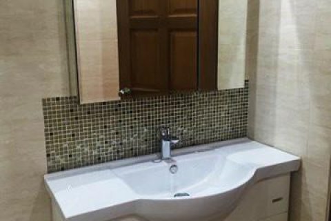 Apartamento de 2 dormitorios en Pattaya, Tailandia № 101524 - foto 10