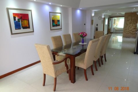 Apartamento de 2 dormitorios en Pattaya, Tailandia № 101524 - foto 5
