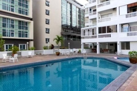 Apartamento de 2 dormitorios en Pattaya, Tailandia № 101524 - foto 2