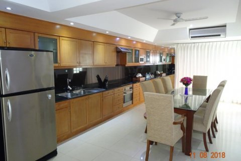 Apartamento de 2 dormitorios en Pattaya, Tailandia № 101524 - foto 4