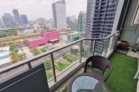 Condominio de 1 dormitorio en Huai Khwang, Bangkok, Tailandia № 76769 - foto 17
