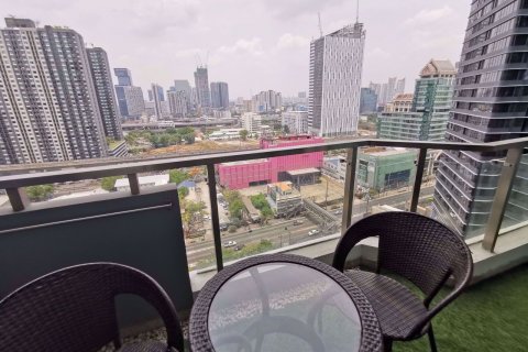 Condominio de 1 dormitorio en Huai Khwang, Bangkok, Tailandia № 76769 - foto 16