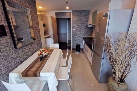 Condominio de 1 dormitorio en Huai Khwang, Bangkok, Tailandia № 76769 - foto 10