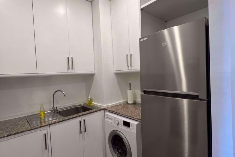 Condominio de 1 dormitorio en Khlong San, Bangkok, Tailandia № 76768 - foto 11