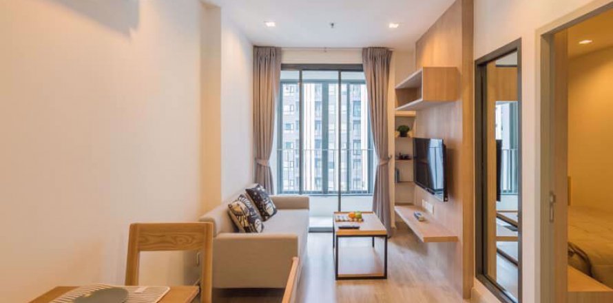Condominio de 1 dormitorio en Huai Khwang, Bangkok, Tailandia № 76773