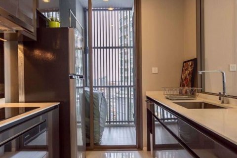 Condominio de 2 dormitorios en Khlong Toei, Bangkok, Tailandia № 76771 - foto 6
