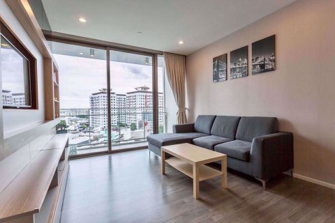 Condominio de 2 dormitorios en Khlong Toei, Bangkok, Tailandia № 76771 - foto 2