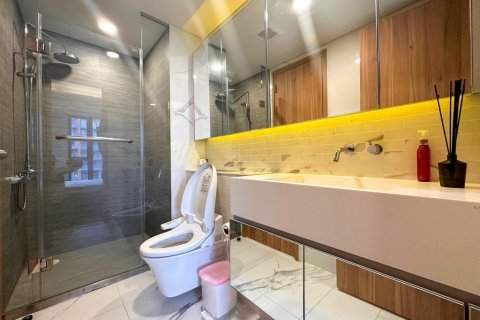 Condominio de 2 dormitorios en Bangkok, Tailandia № 100574 - foto 12
