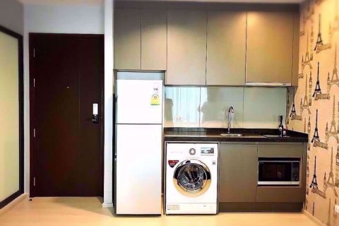 Studio in the Condo in Ratchathewi, Bangkok, Thailand № 76457 - photo 4
