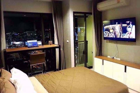 Studio in the Condo in Ratchathewi, Bangkok, Thailand № 76457 - photo 2