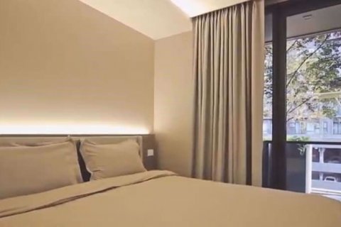Condominio de 1 dormitorio en Khlong Toei, Bangkok, Tailandia № 76455 - foto 6