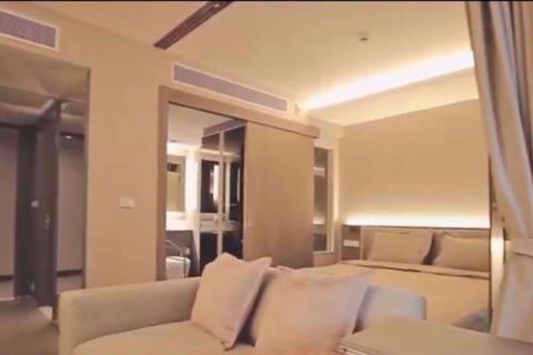 Condominio de 1 dormitorio en Khlong Toei, Bangkok, Tailandia № 76455 - foto 4