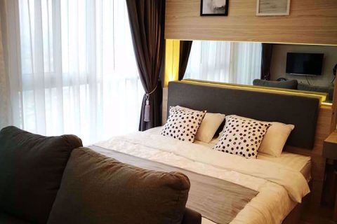 Studio in the Condo in Huai Khwang, Bangkok, Thailand  № 76454 - Foto 5