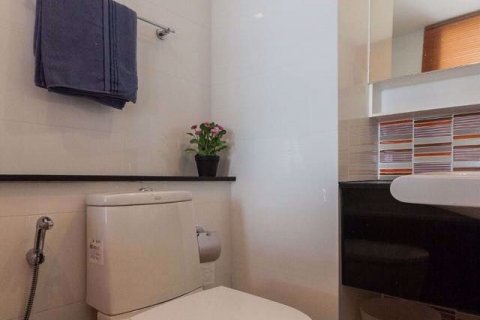 Condominio de 1 dormitorio en Bang Na, Bangkok, Tailandia № 76663 - foto 6