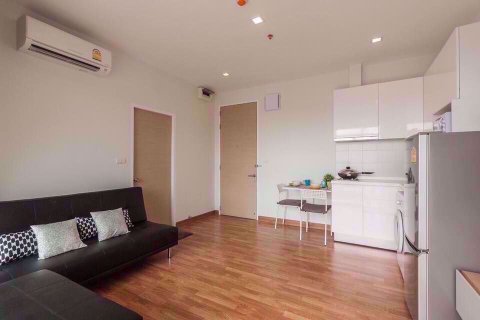 Condominio de 1 dormitorio en Bang Na, Bangkok, Tailandia № 76663 - foto 3
