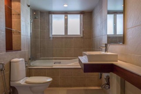 Condominio de 3 dormitorios en Watthana, Bangkok, Tailandia № 76647 - foto 18