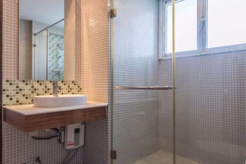 Condominio de 3 dormitorios en Watthana, Bangkok, Tailandia № 76647 - foto 29