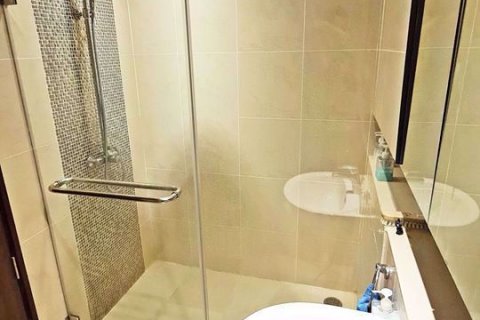 Condominio de 2 dormitorios en Khlong Toei, Bangkok, Tailandia № 76665 - foto 22