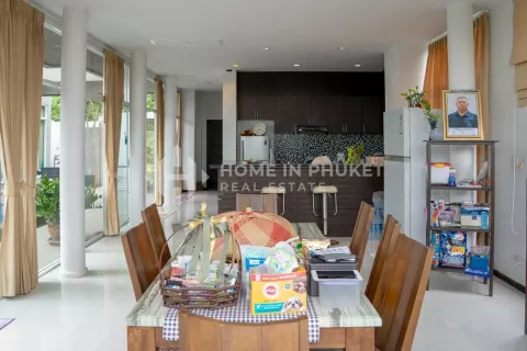 Casa de 4 dormitorios en Rawai, Tailandia № 131846 - foto 11