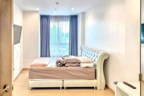 Condominio de 1 dormitorio en Bangkok, Tailandia № 120361 - foto 4