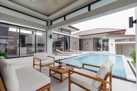 Villa in Pran Buri, Thailand 3 Schlafzimmer № 120362 - Foto 2