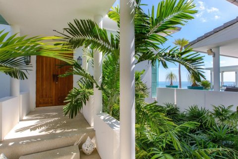 Casa de 5 dormitorios en Ko Samui, Tailandia № 106936 - foto 12