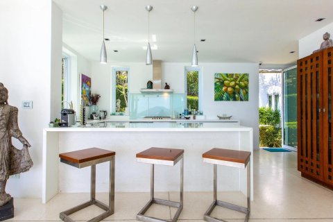 Casa de 5 dormitorios en Ko Samui, Tailandia № 106936 - foto 4